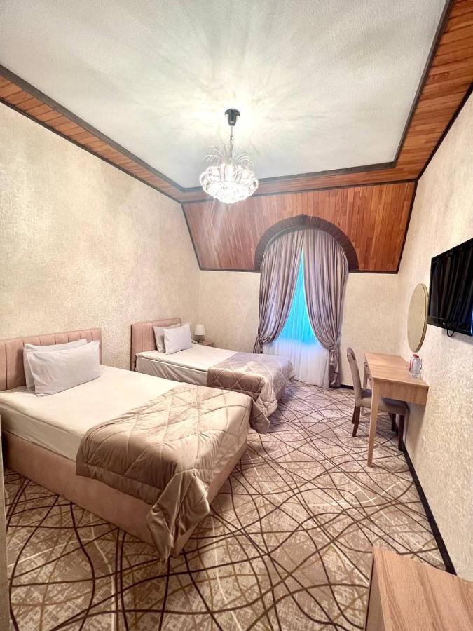 Cinema Boutique Hotel Ганджа Екстериор снимка