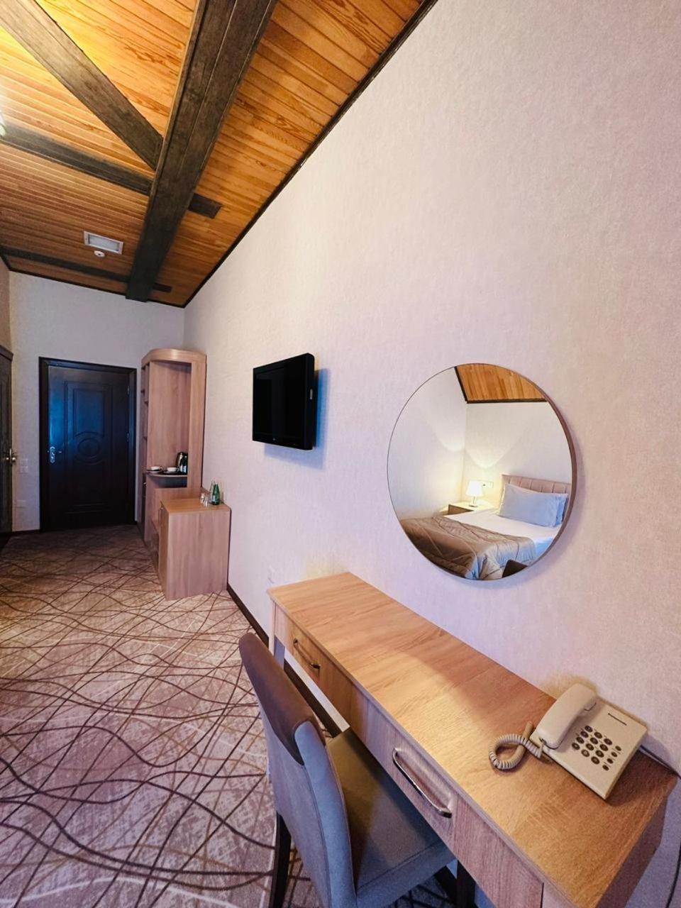 Cinema Boutique Hotel Ганджа Екстериор снимка