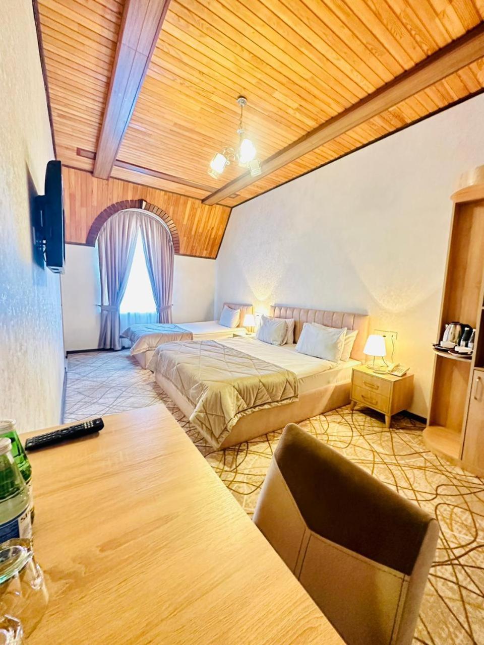 Cinema Boutique Hotel Ганджа Екстериор снимка